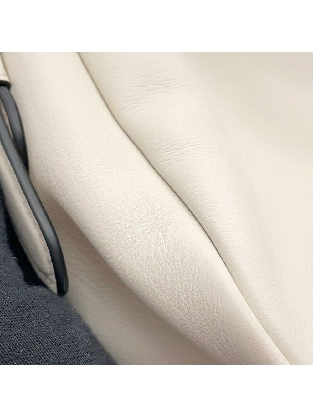 Prada Shoulder Bag Emme Leather White - Picture 6 of 10